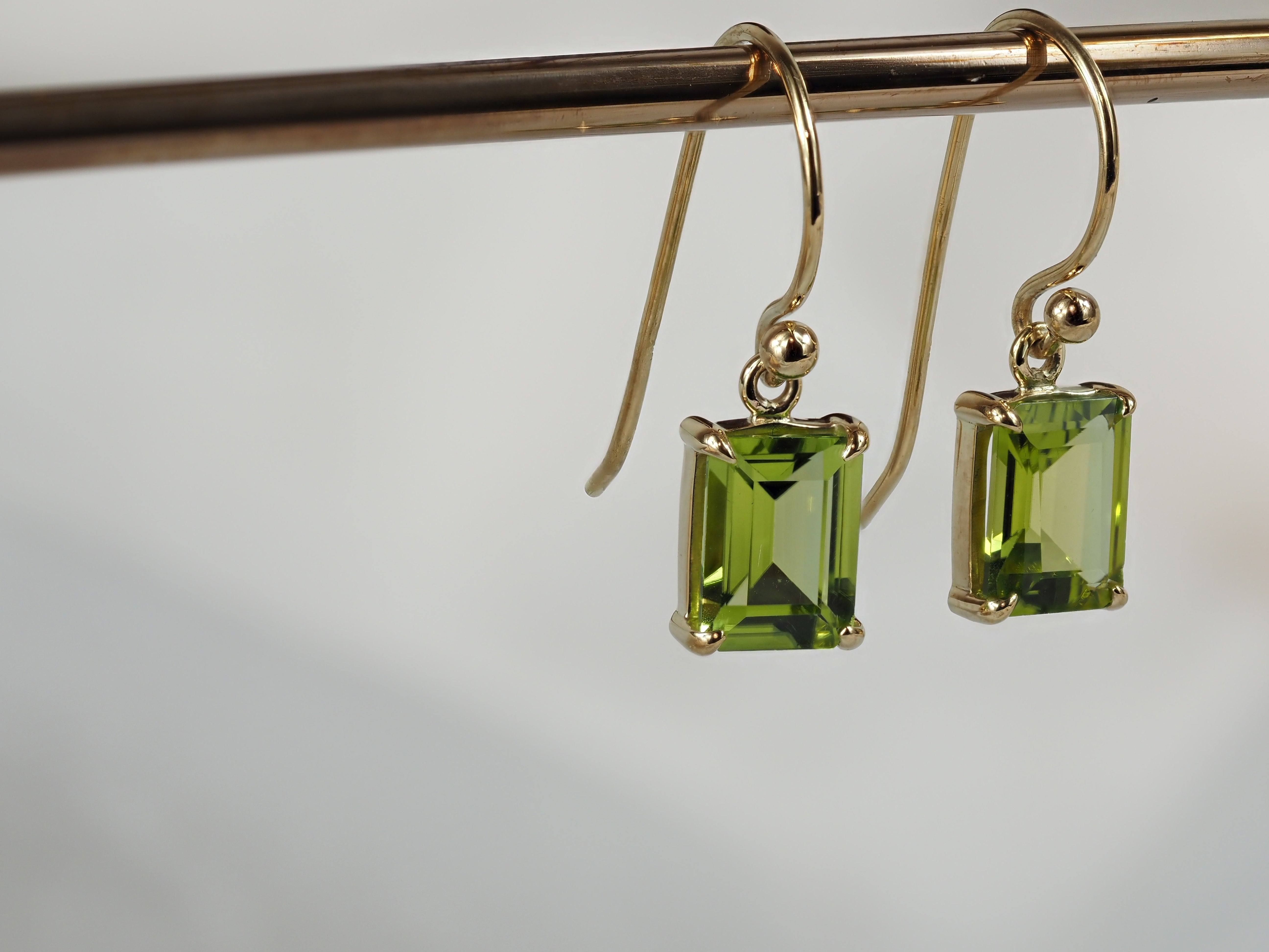 9ct Yellow Gold Peridot Shepard Hook Earrings