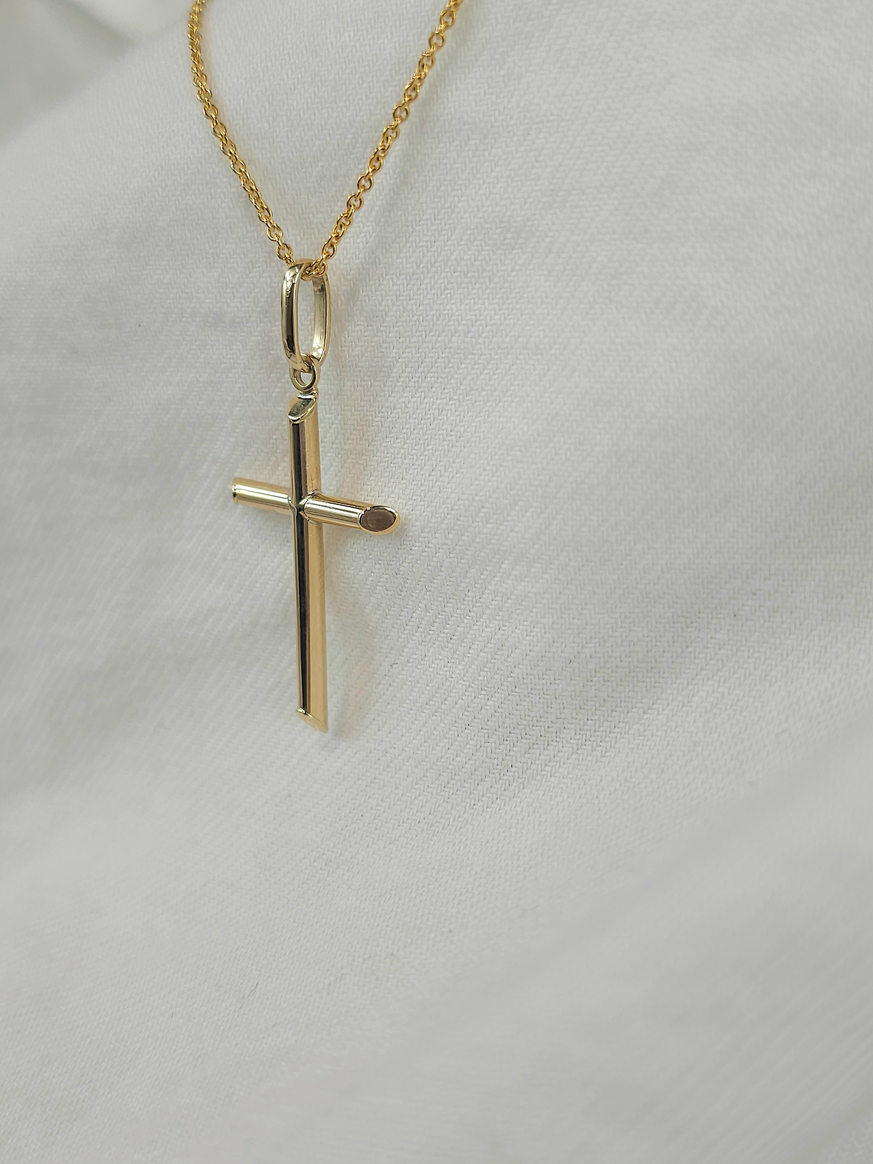 9ct Yellow Gold Cross