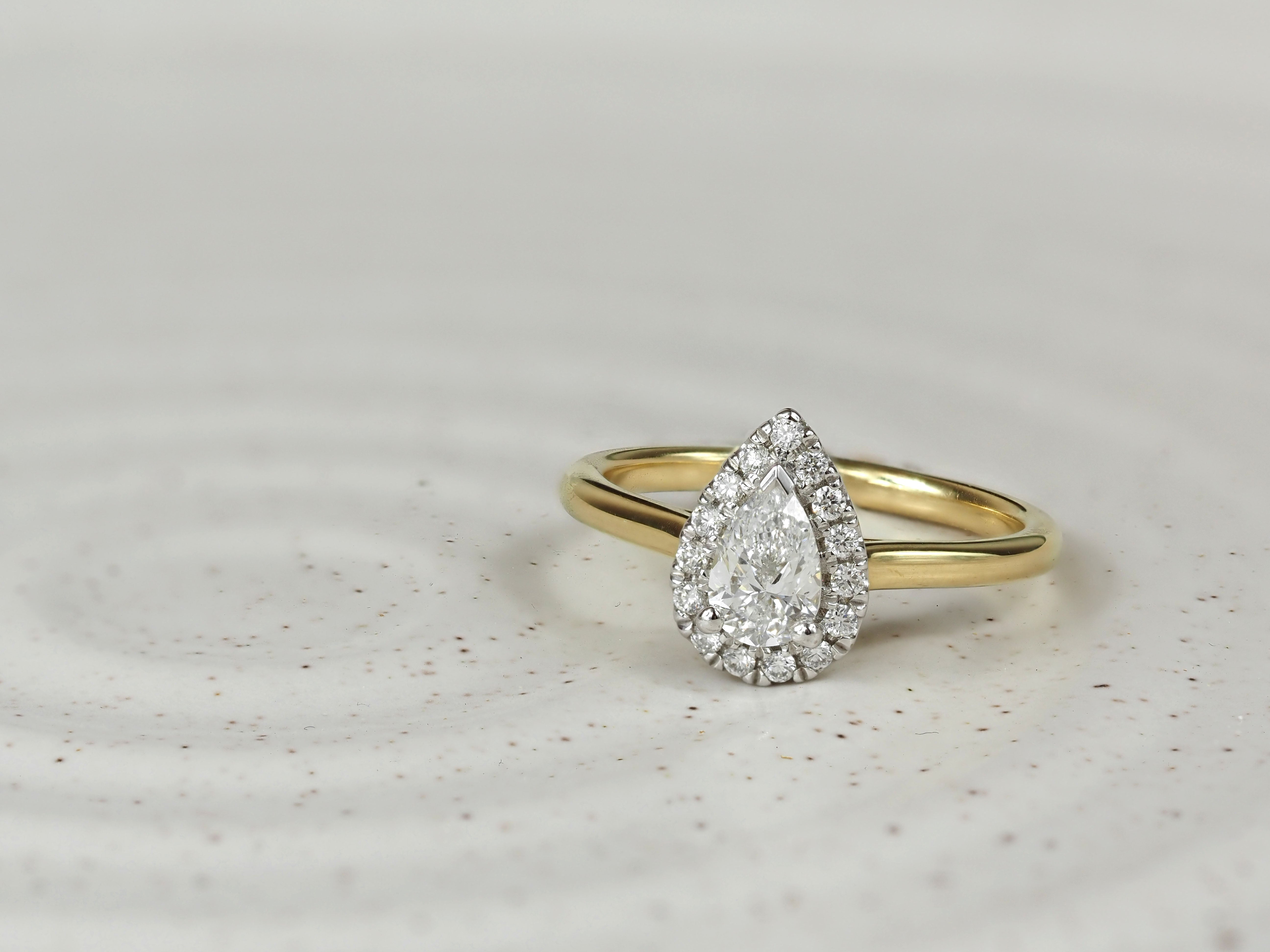 18ct Yellow and White gold Pear cut Diamond Engagement Ring, 0.50ct Centre