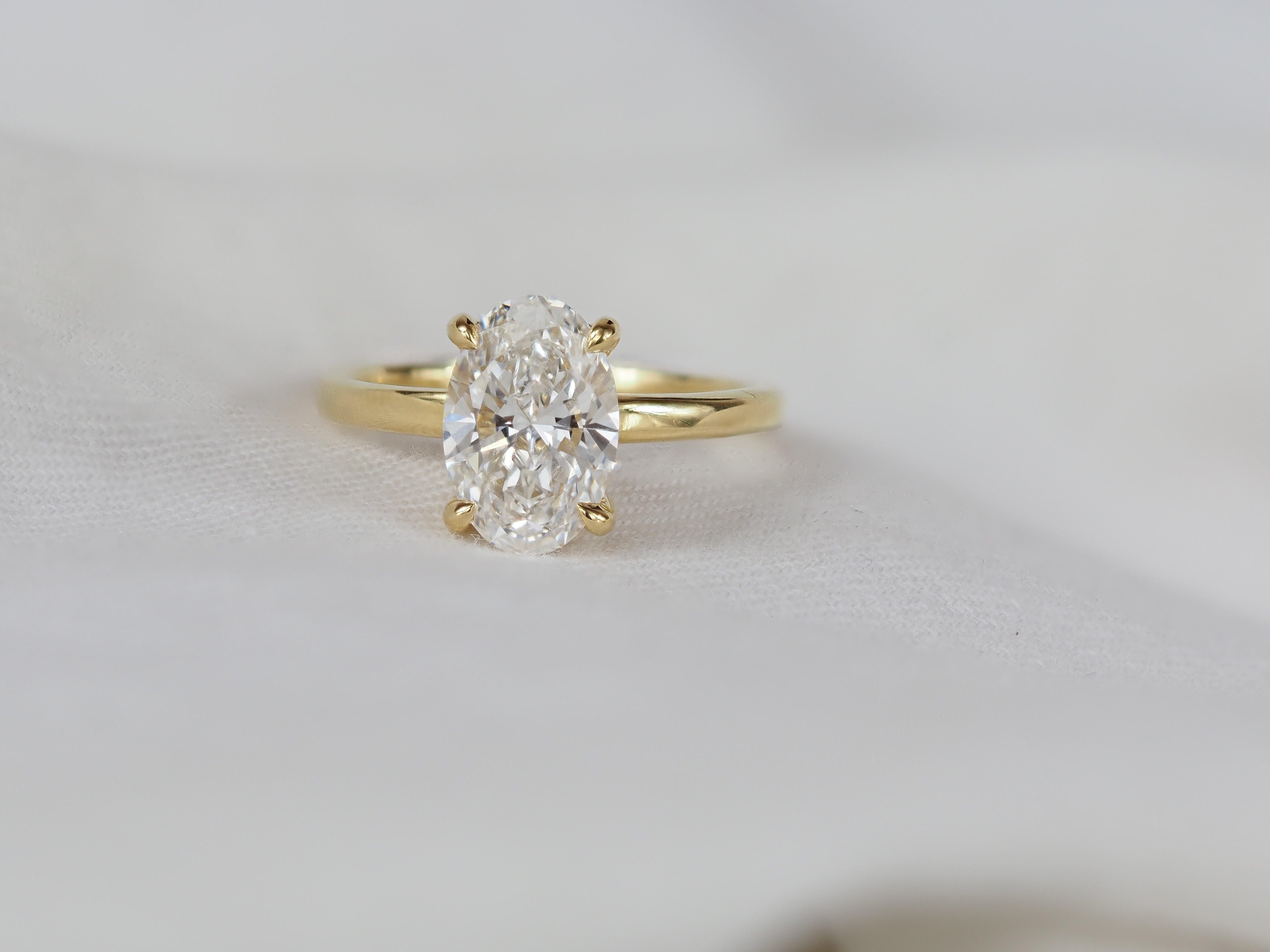 18ct Yellow Gold Lab-Grown Oval Diamond Engagement Ring, 2.06ct centre