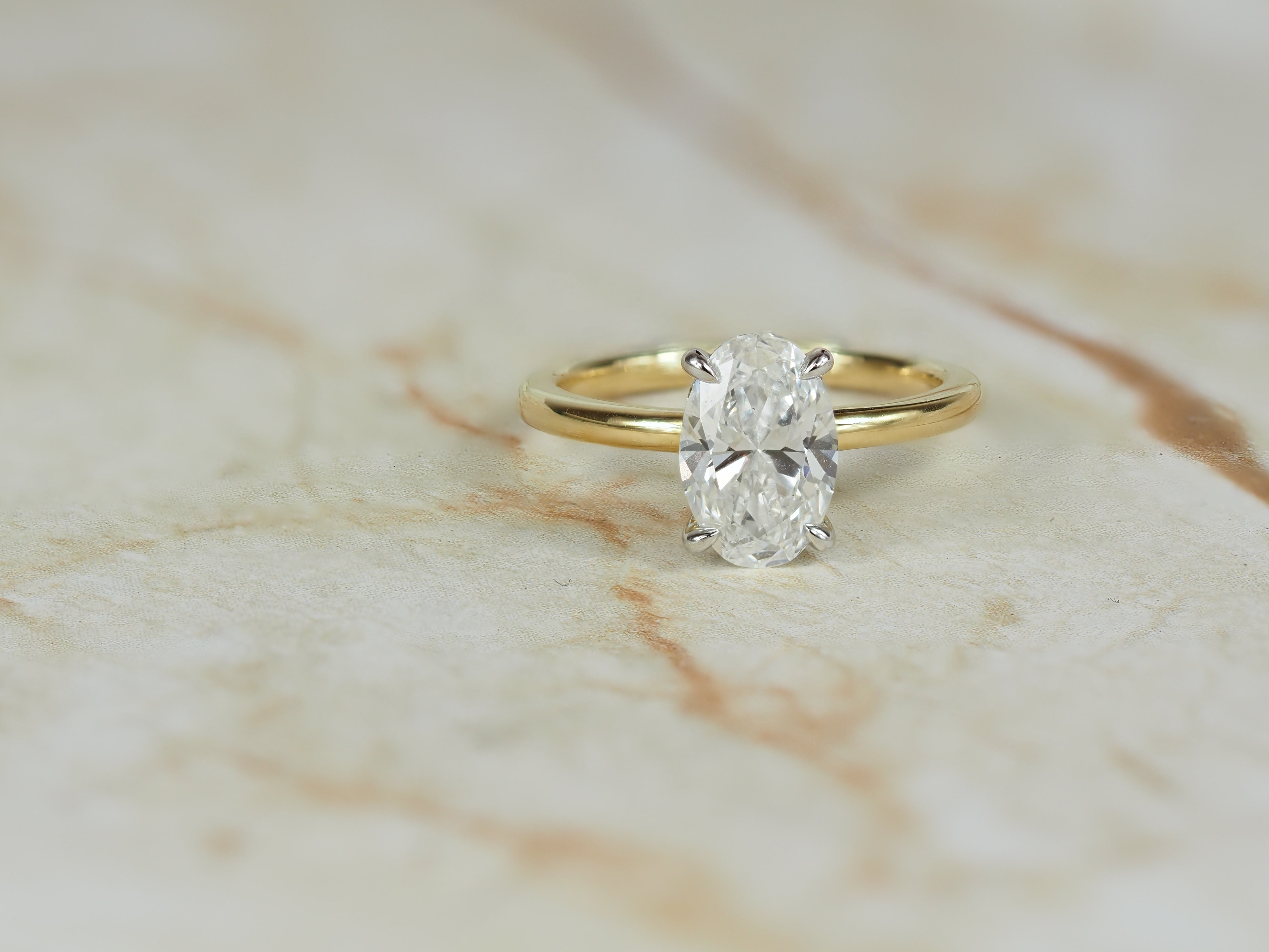 18ct Yellow and White Gold Lab-Grown Oval cut Diamond Engagement ring, 1.76ct Centre