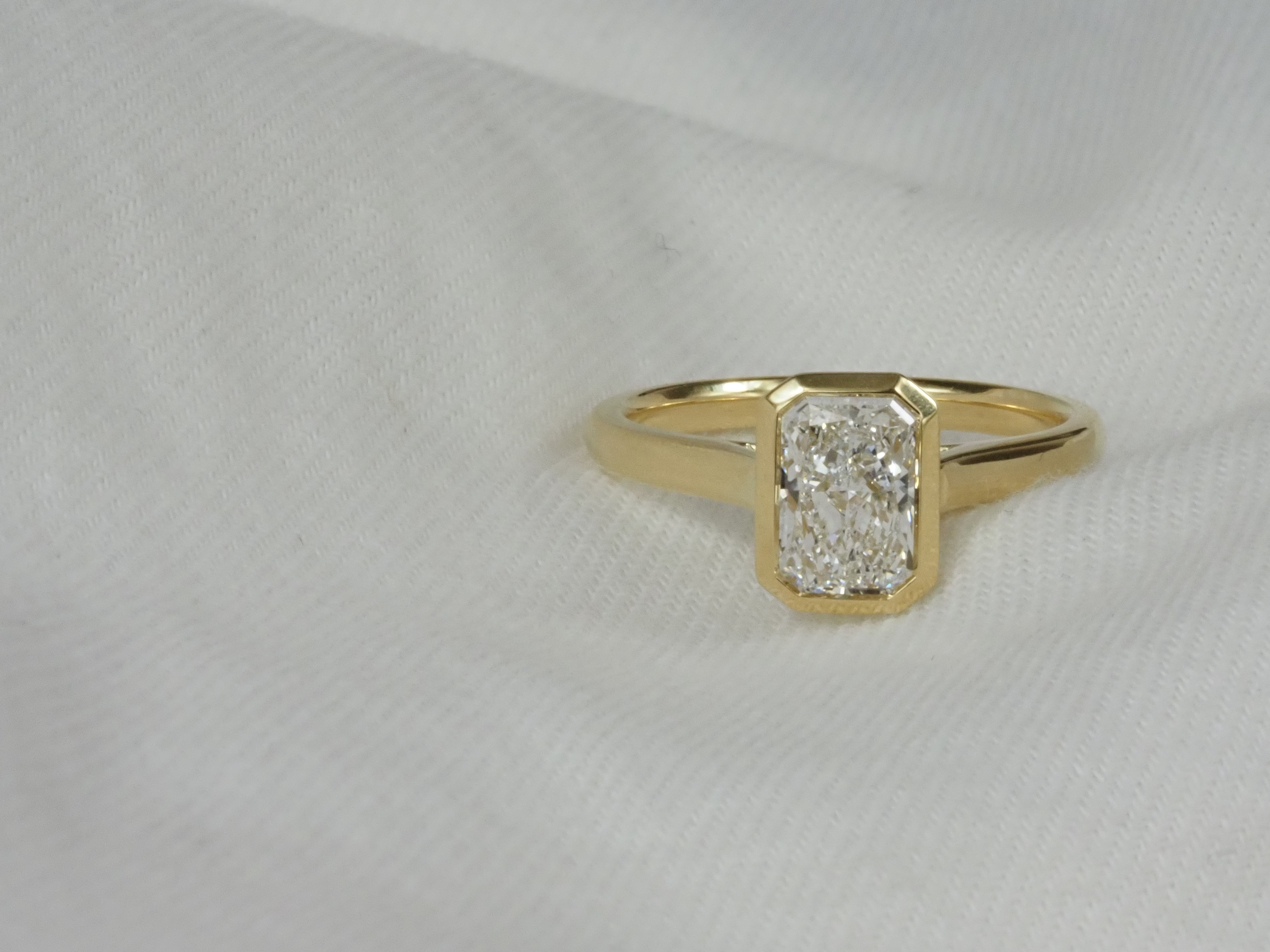18ct Yellow Gold Radiant Lab-Grown Diamond Engagement Ring, 1.36ct Centre