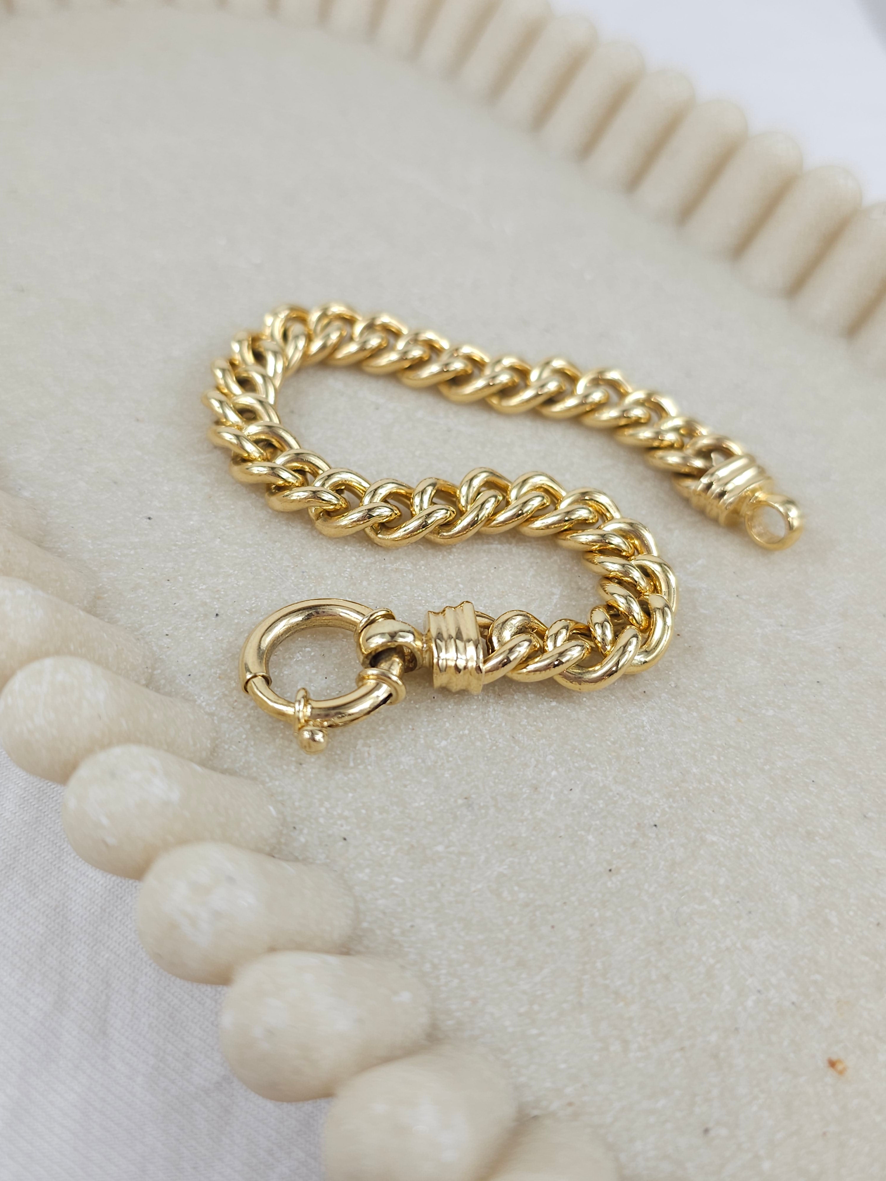 9ct Yellow Gold Silver filled curb bracelet, 19cm