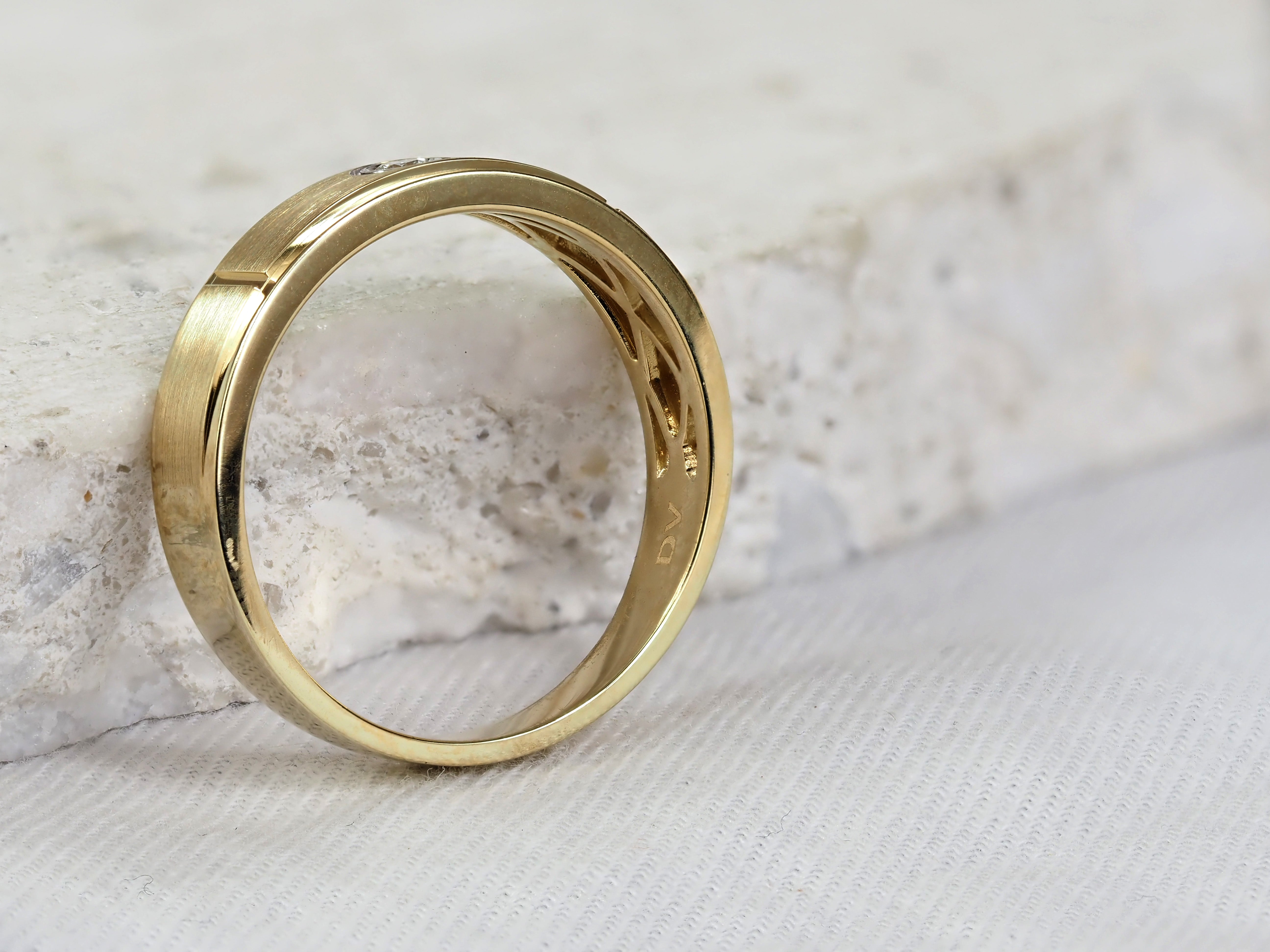 9ct Yellow and White Gold Satin-Finish Diamond Ring, 0.05ct