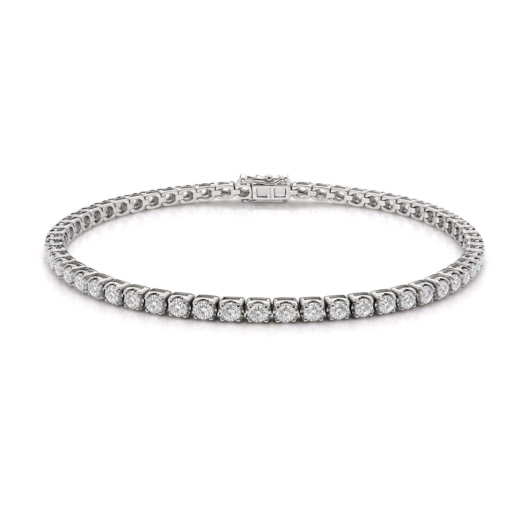 9ct White Gold Natural Diamond Tennis bracelet, 3.00ct total