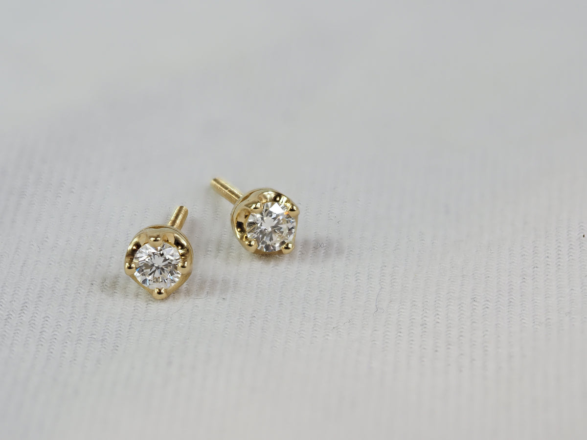 18ct Yellow Gold Diamond Stud Earrings, 0.31ct Total