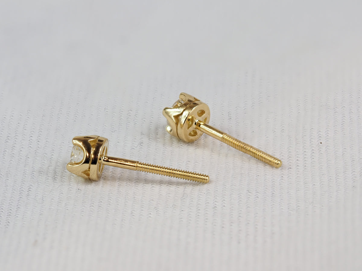 18ct Yellow Gold Diamond Stud Earrings, 0.31ct Total