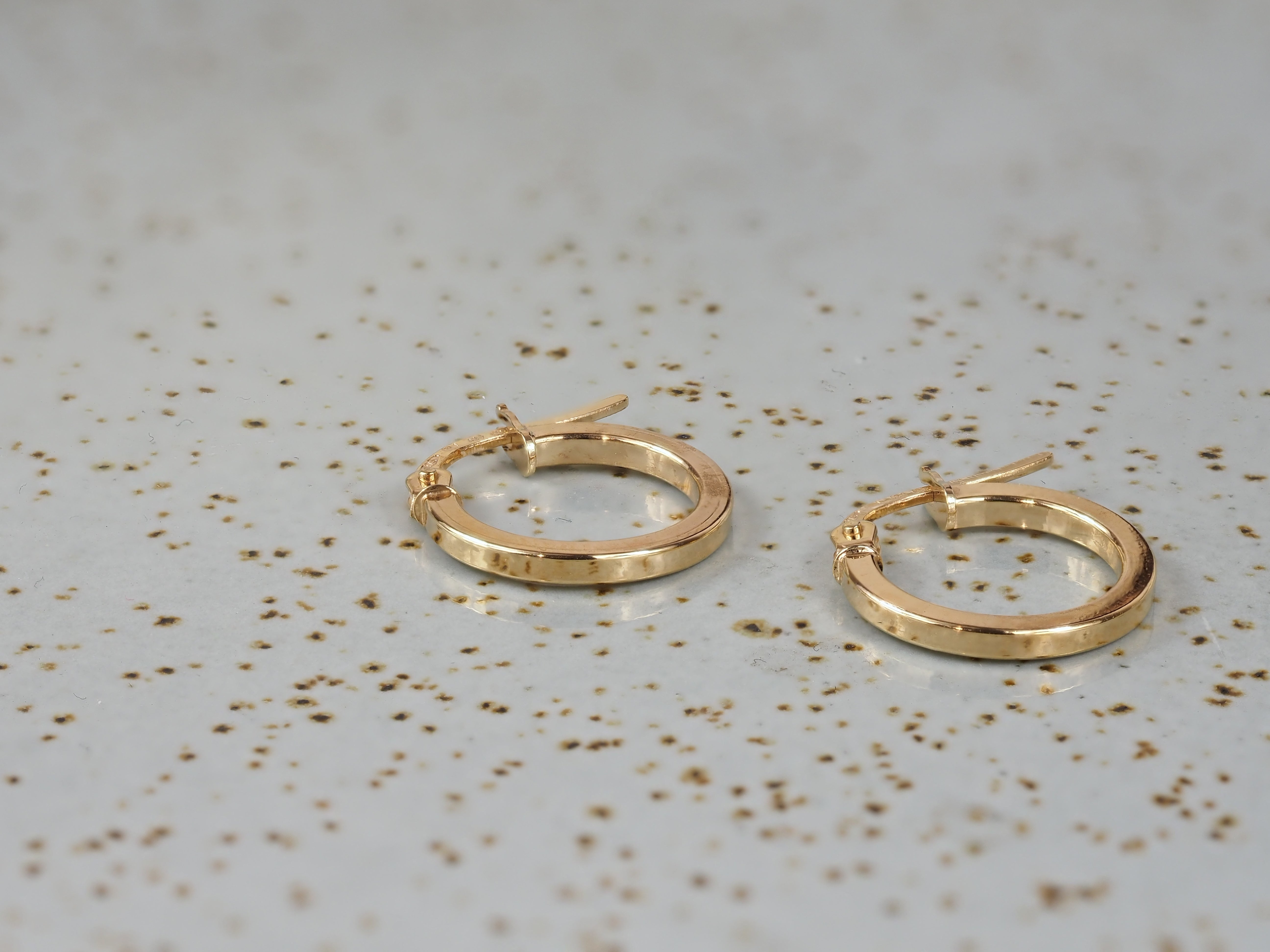 9ct Yellow Gold Square Tube Hoop Earrings
