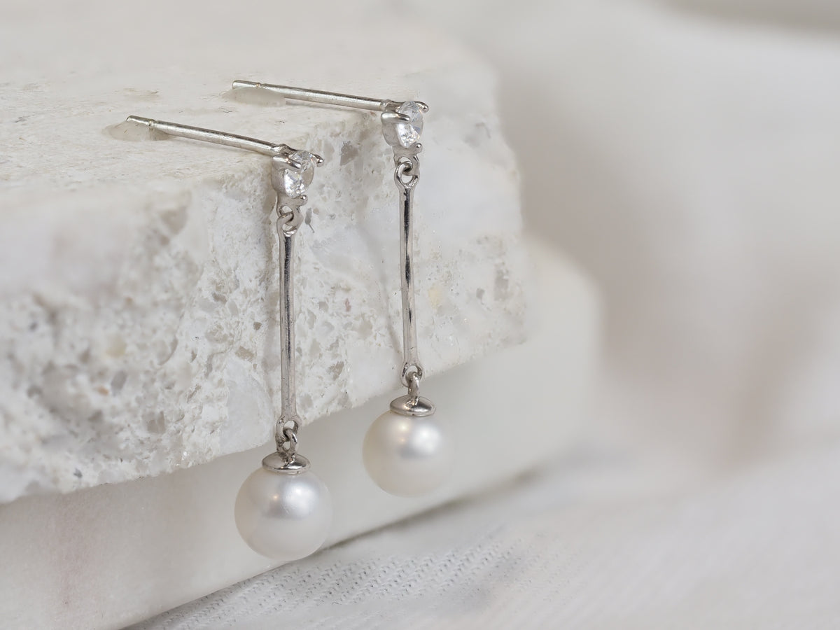 9ct White Gold Pearl Drop Earrings