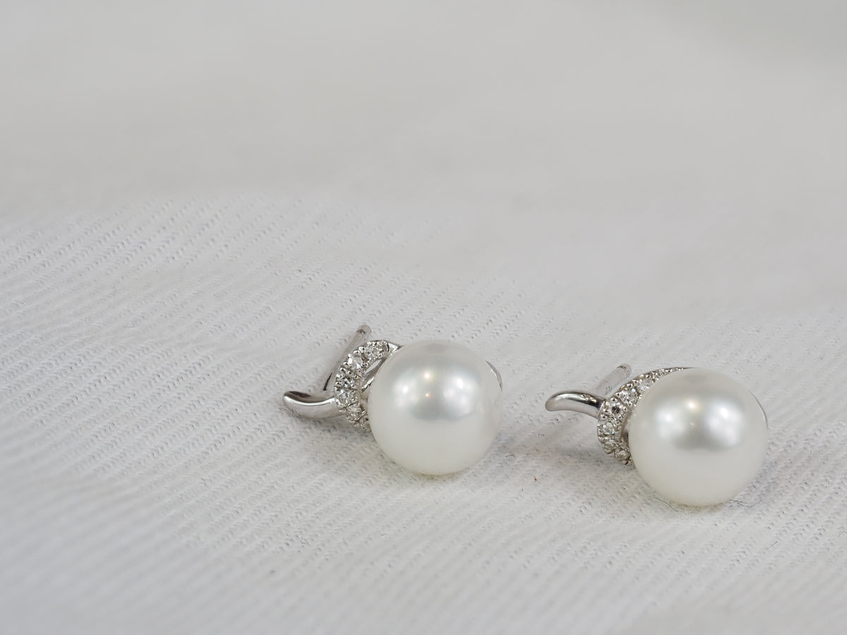 9ct White Gold Freshwater Pearl and Diamond Stud Earrings