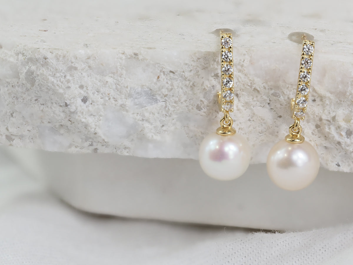 9ct Yellow Gold Cubic Zirconia Pearl Stud Earrings