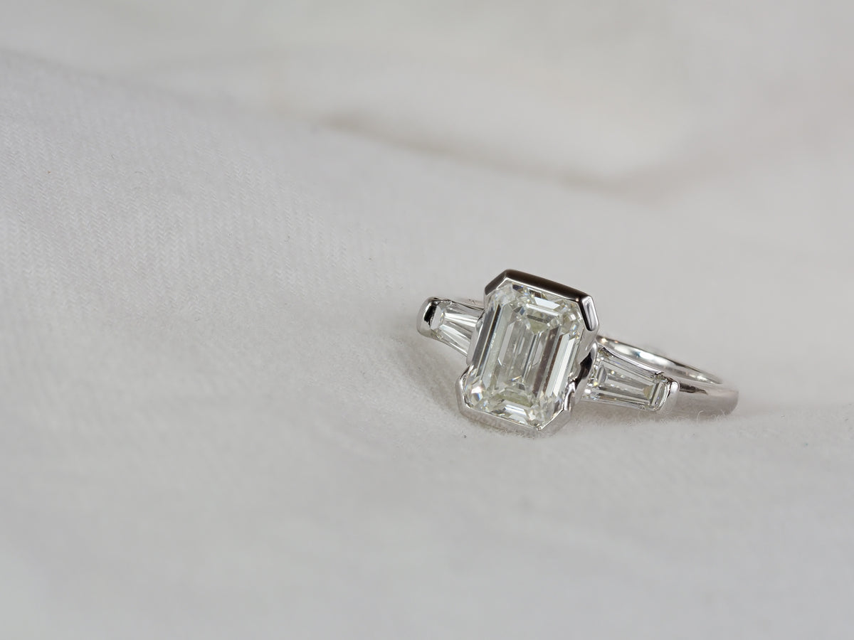 14ct White Gold Emerald and Baguette Lab-Grown Diamond Ring, 2.04ct Centre