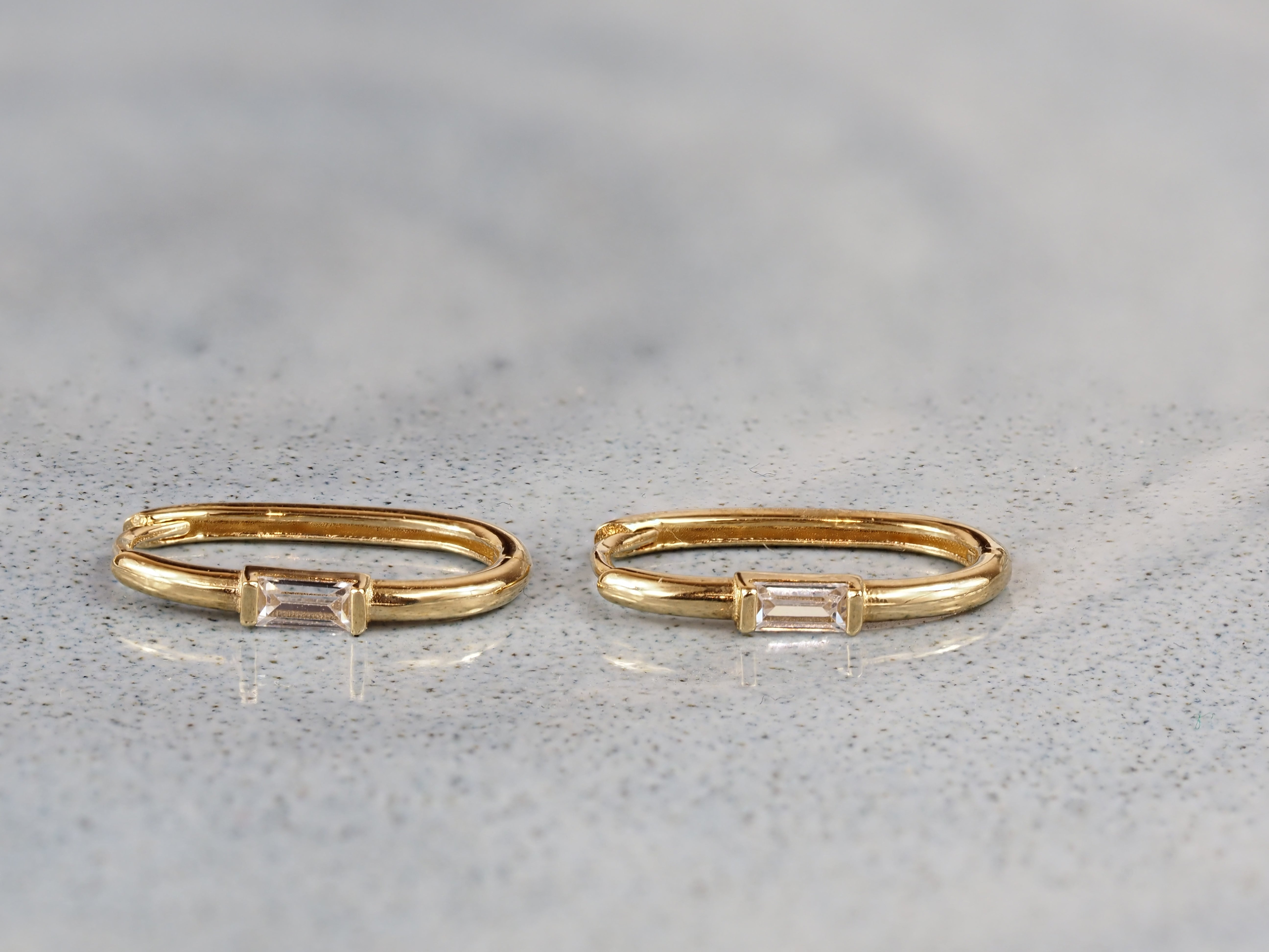 9ct Yellow Gold Paperclip huggie earring with baguette CZ