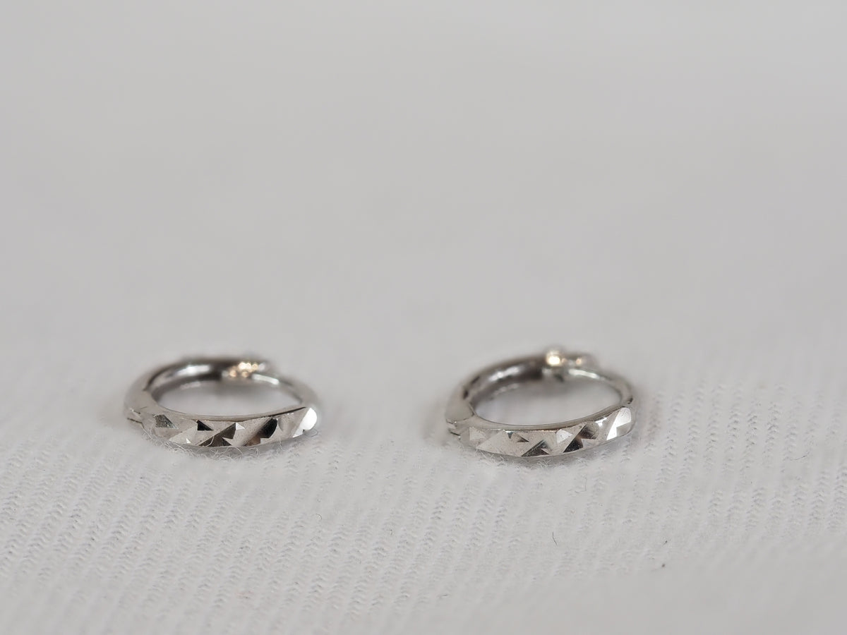 9ct White Gold Diamond-cut Mini Huggies