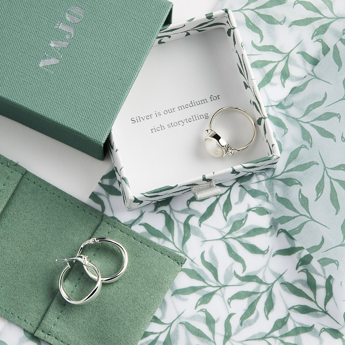 Najo Garland Pearl Ring