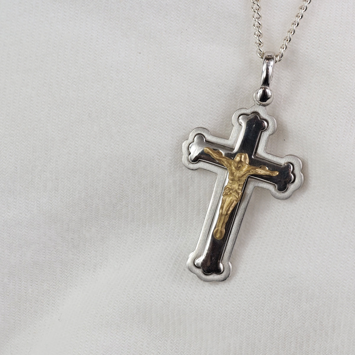 9ct Yellow And White Gold Crucifix, 33mm