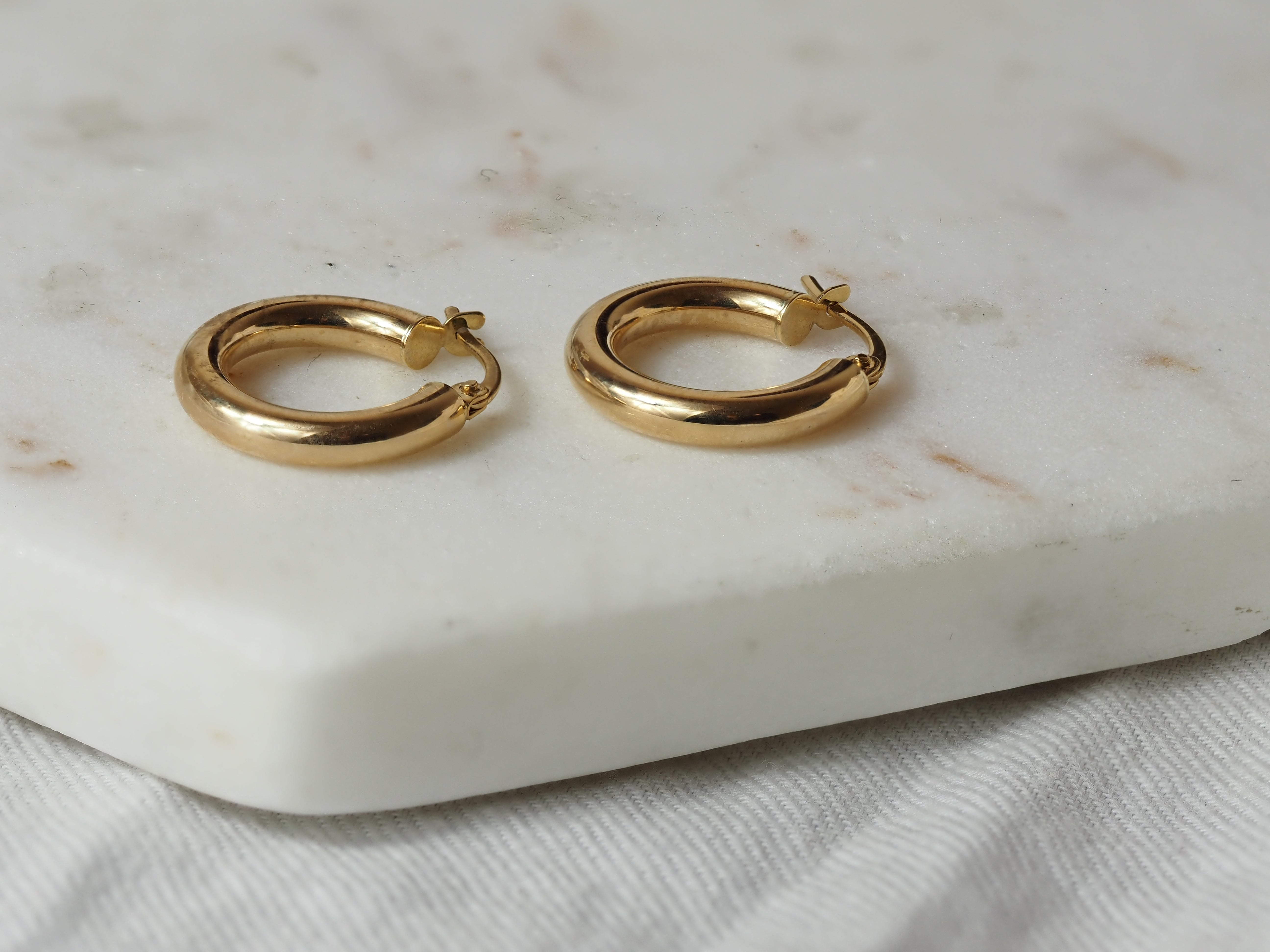 9ct Yellow Gold Hoop Earrings, 10mm
