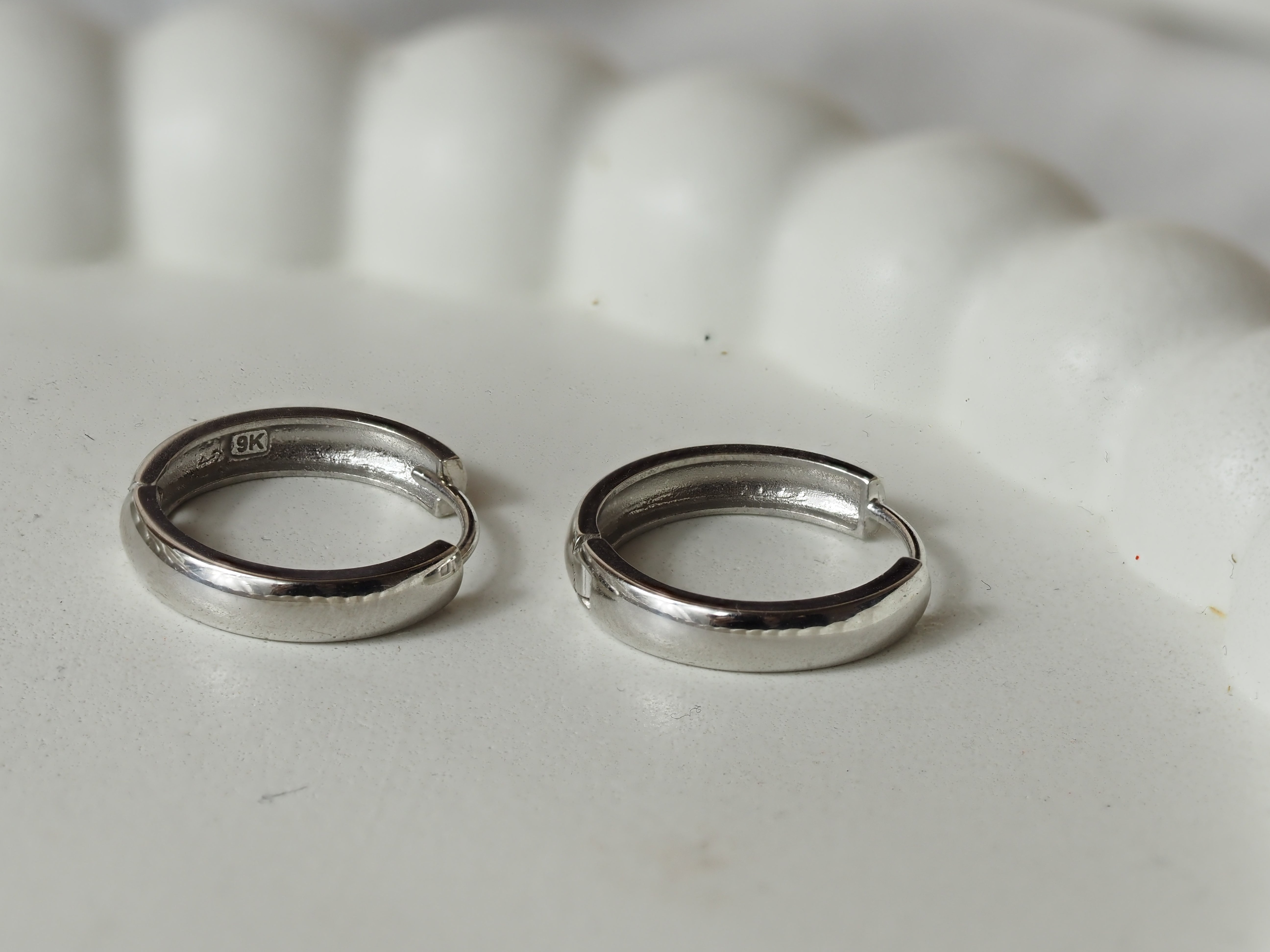 9ct White Gold Half Round Huggie Earrings