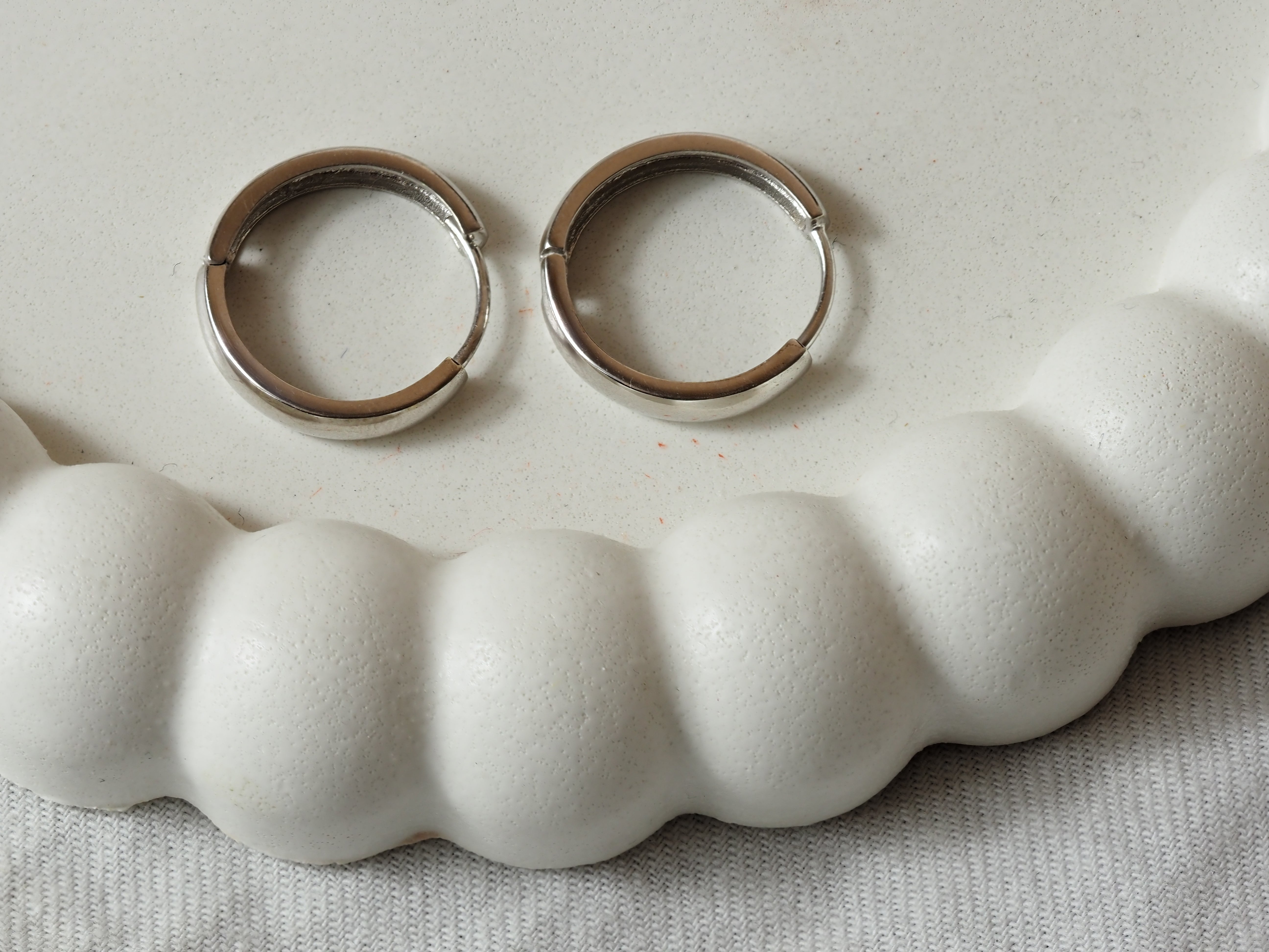 9ct White Gold Half Round Huggie Earrings