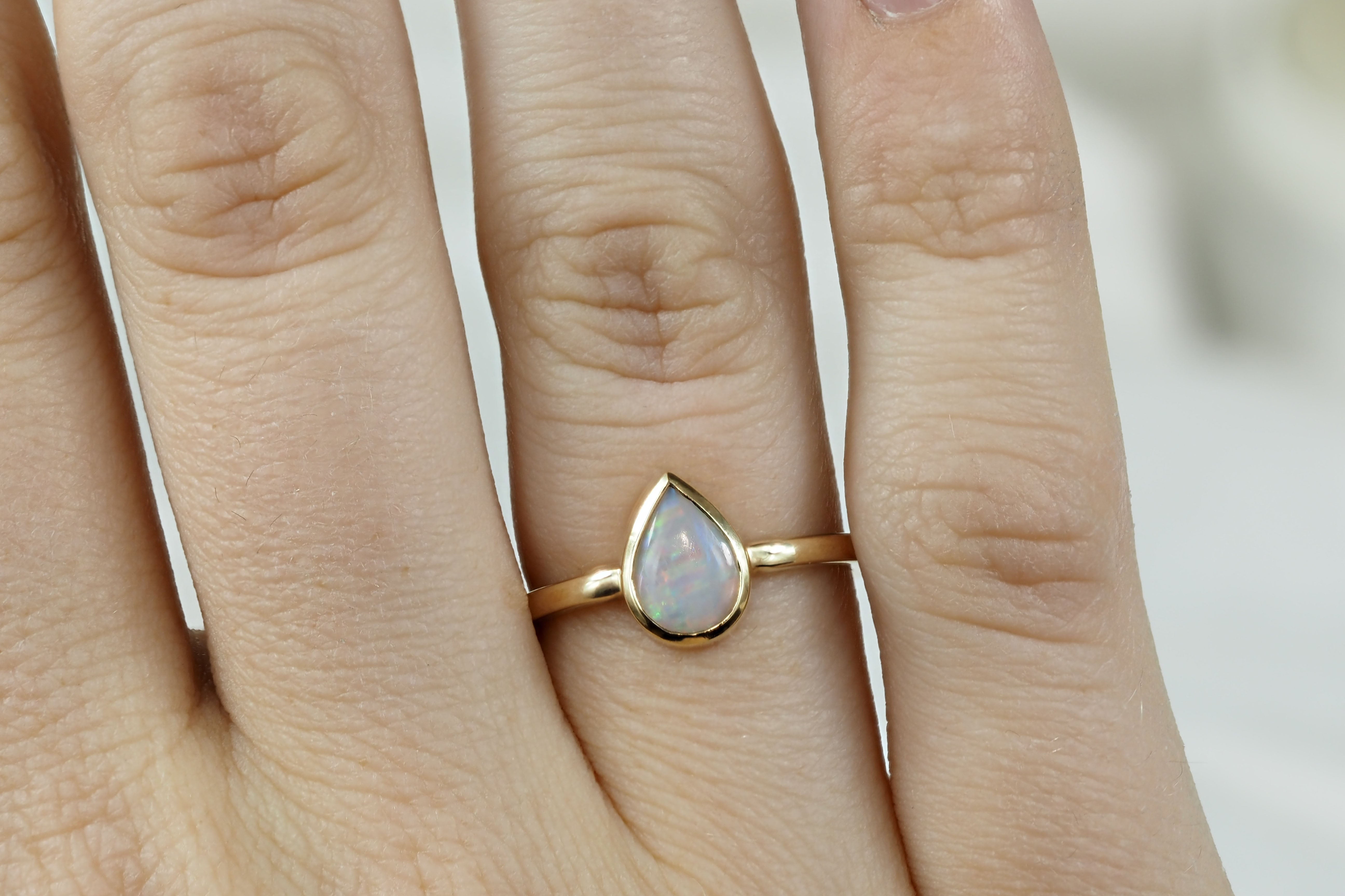 9ct Yellow Gold Pear Opal ring