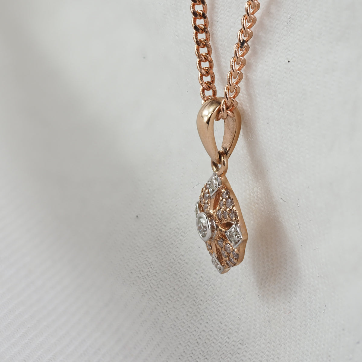 9ct Rose Gold 'Pink Caviar' Argyle Diamond Pendant, 0.12ct total.