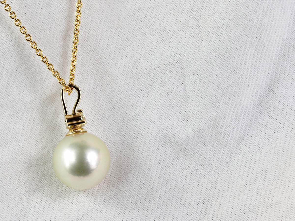 9ct Yellow Gold Diamond and South Sea Pearl Pendant