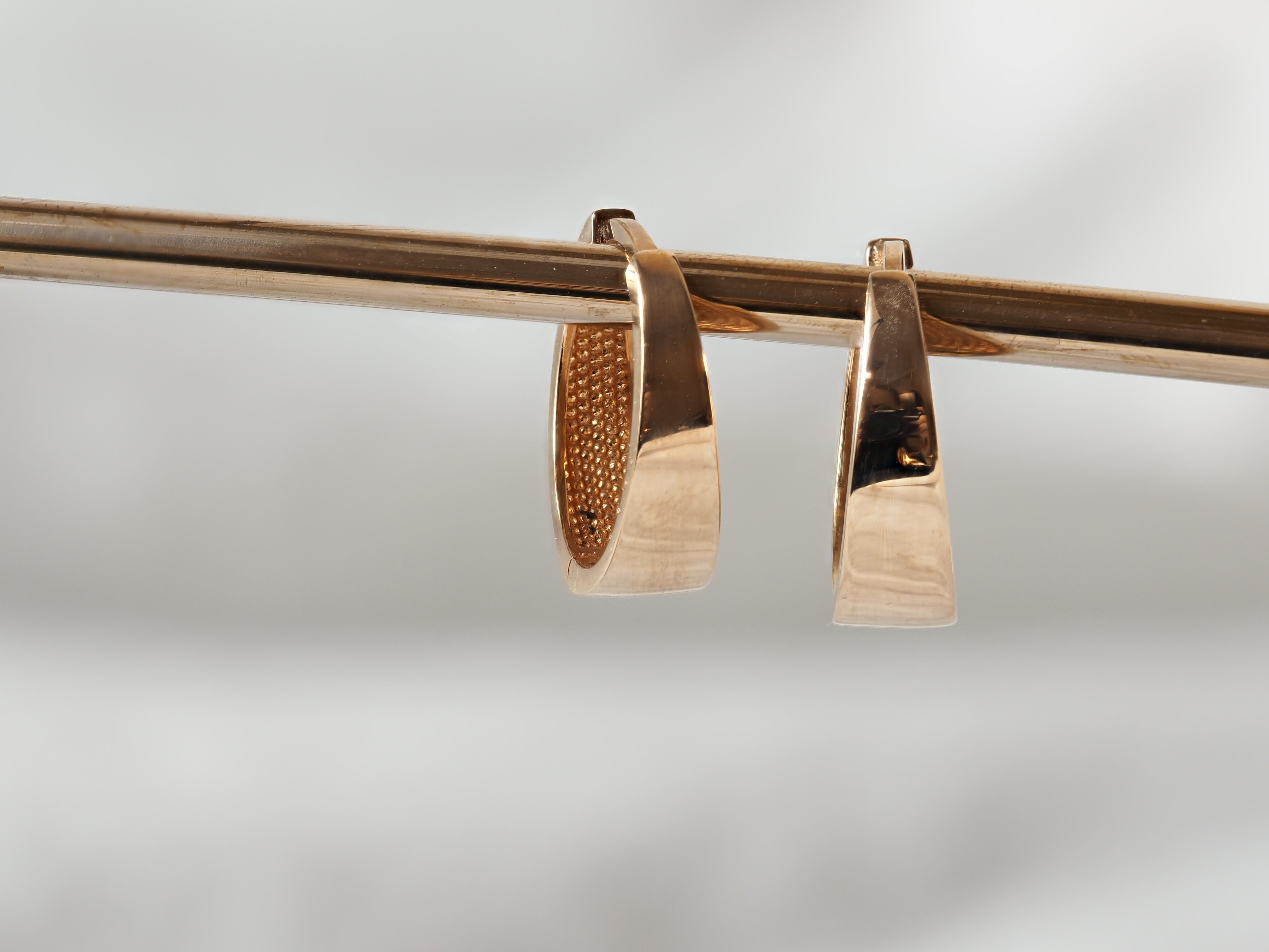 9ct Rose Gold Tappered Huggie Earrings