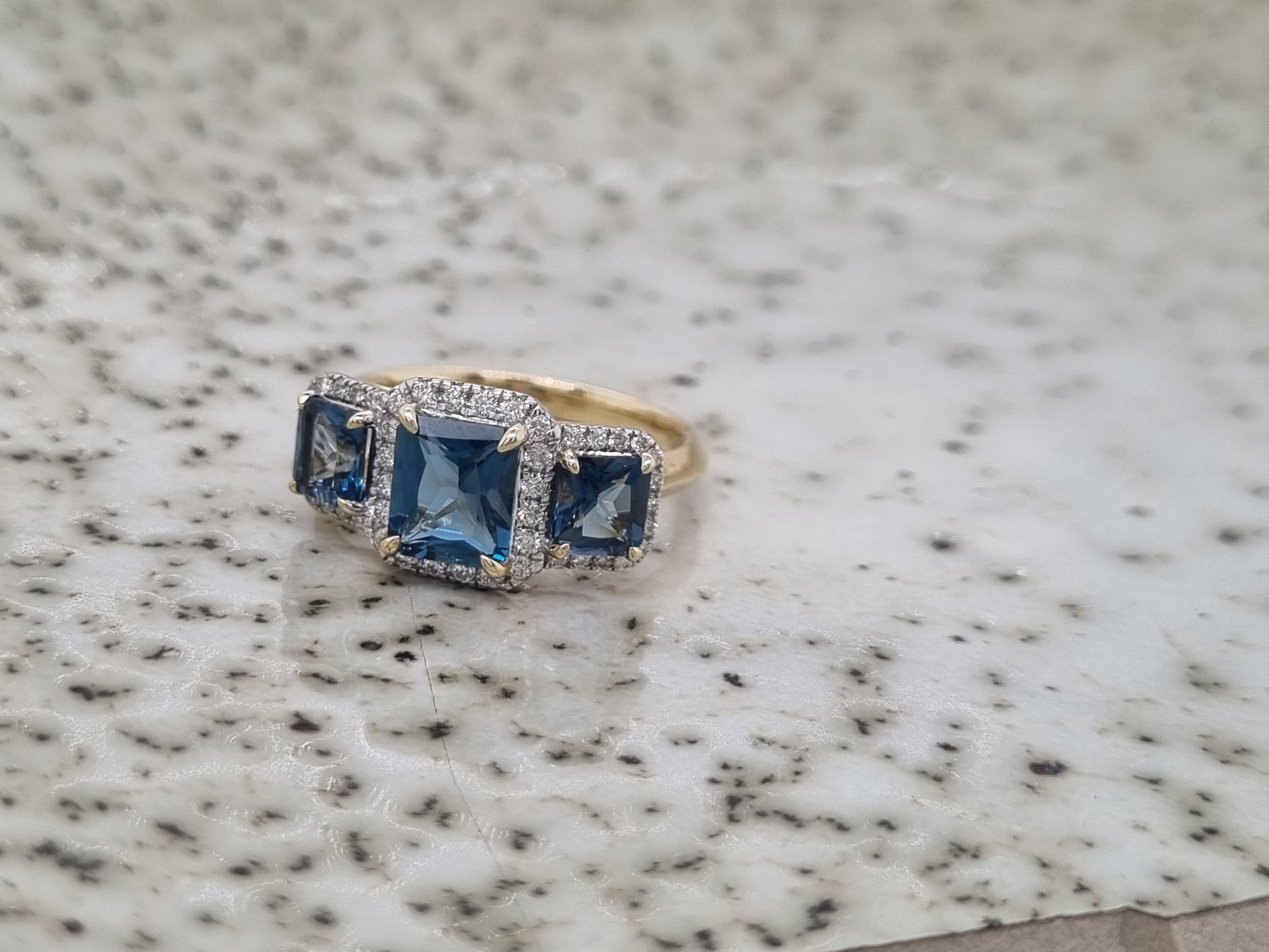 9ct Yellow Gold London Blue Topaz and Diamond ring