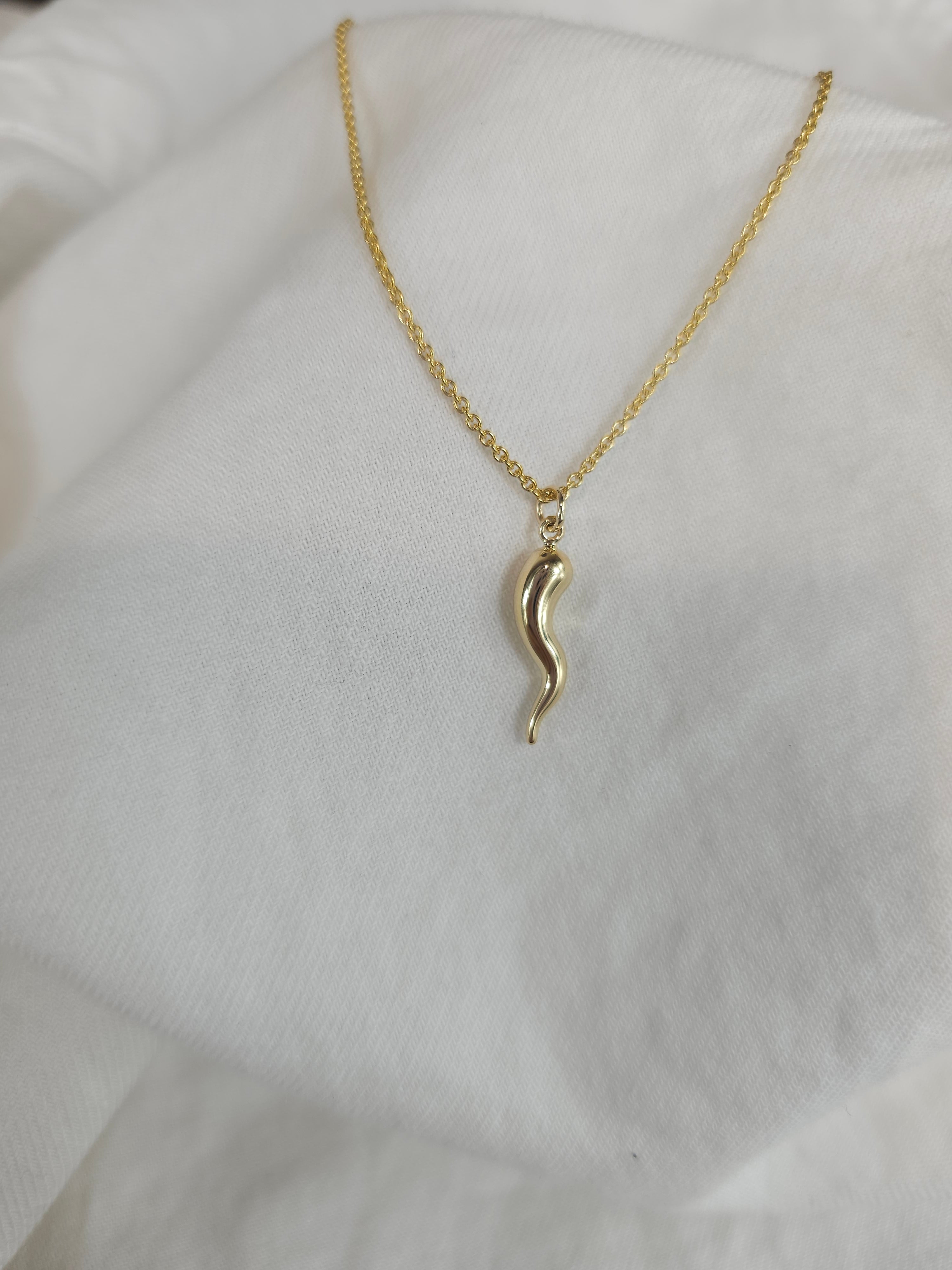 9ct Yellow Gold Horn of Plenty, 16mm