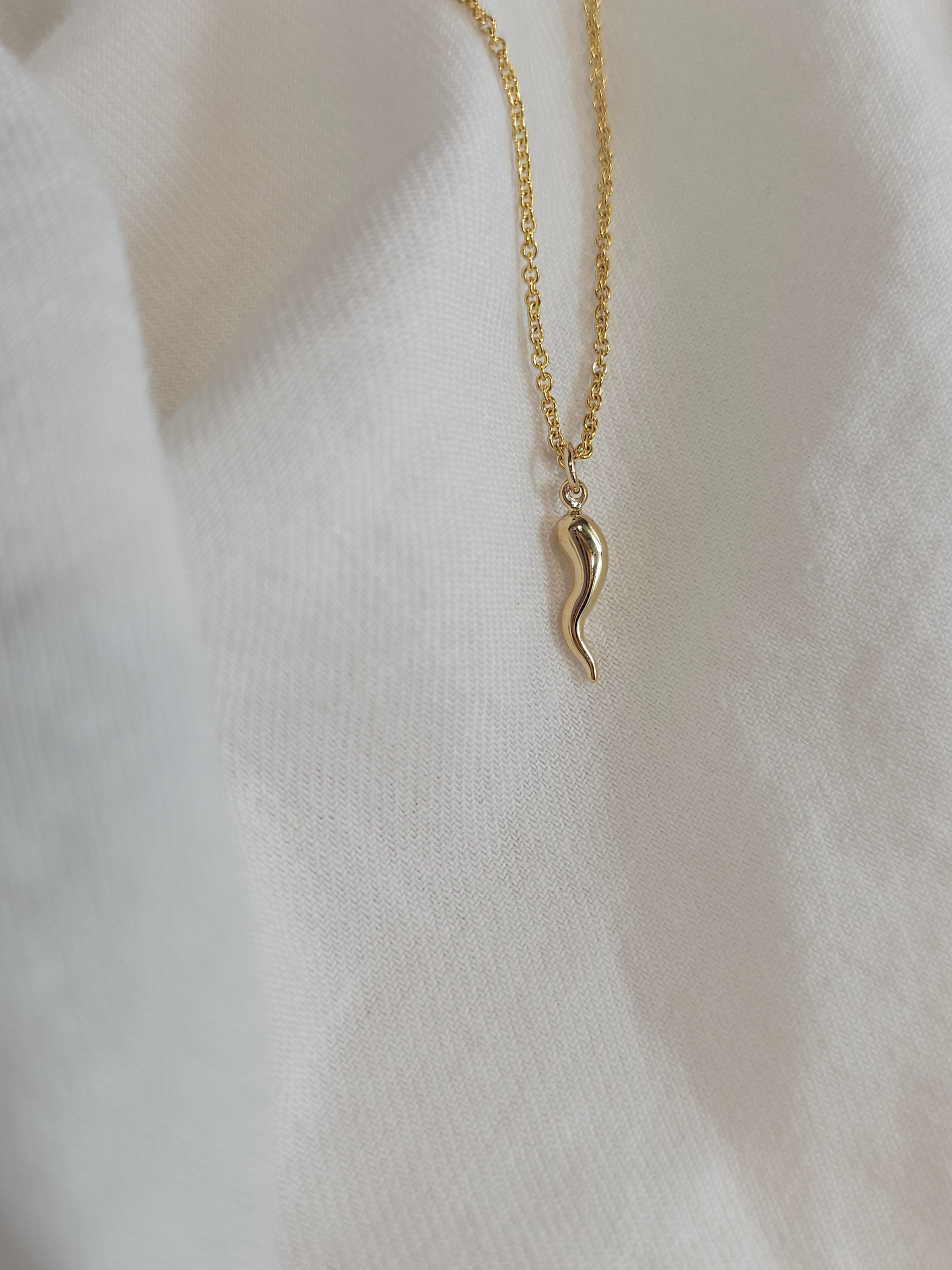 9ct Yellow Gold Horn of Plenty, 12.5mm