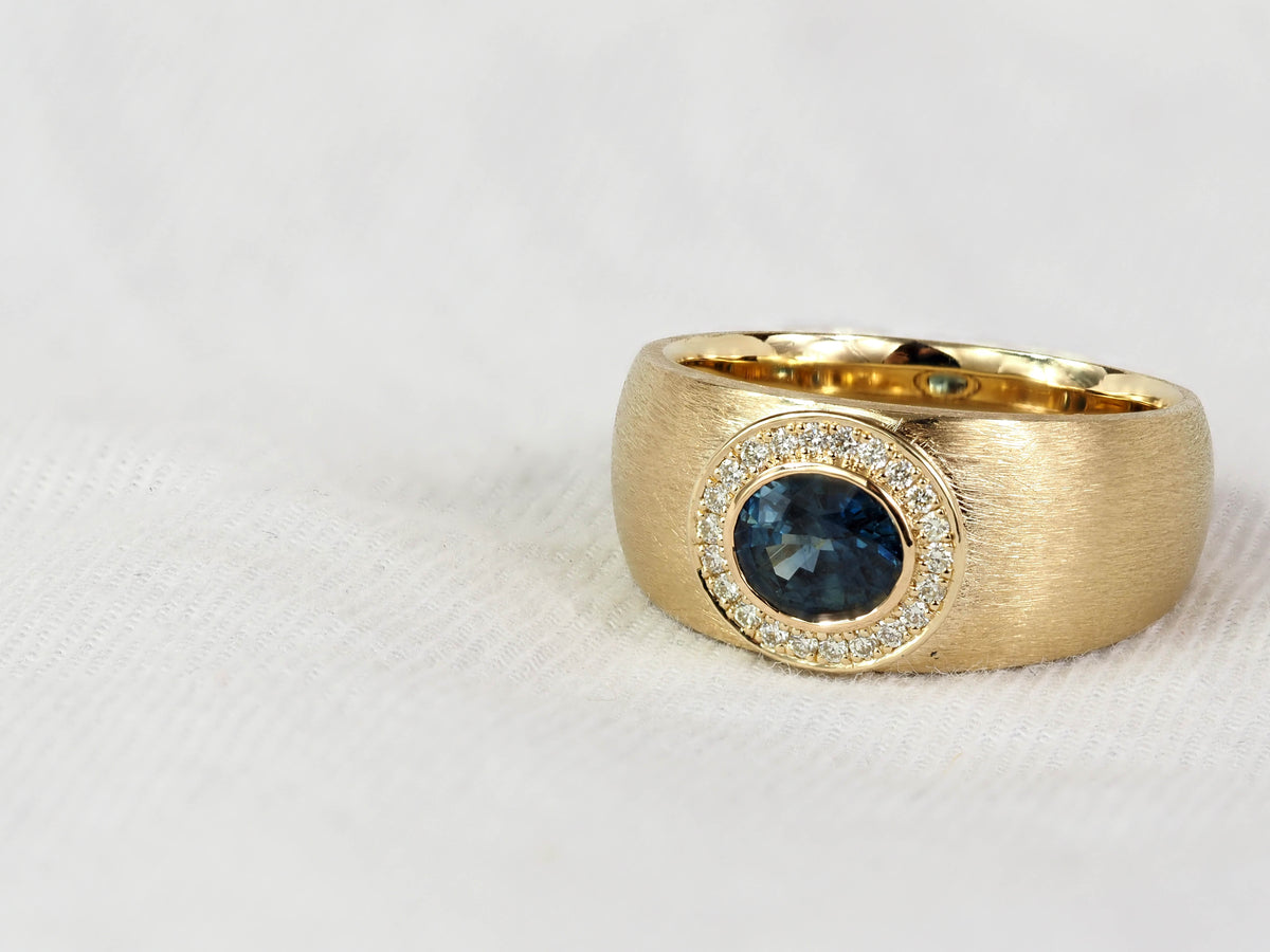 9ct Yellow Gold Australian Sapphire and Diamond Textured Ring, 0.83ct Centre